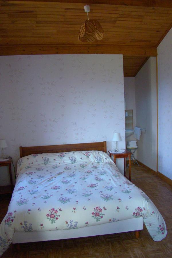 Saint-Pierre-Lafeuille Chambres D'Hotes Les Graves מראה חיצוני תמונה